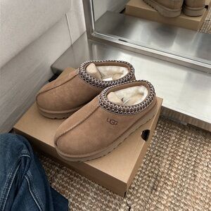 UGG Women's Brown Platform Slippers